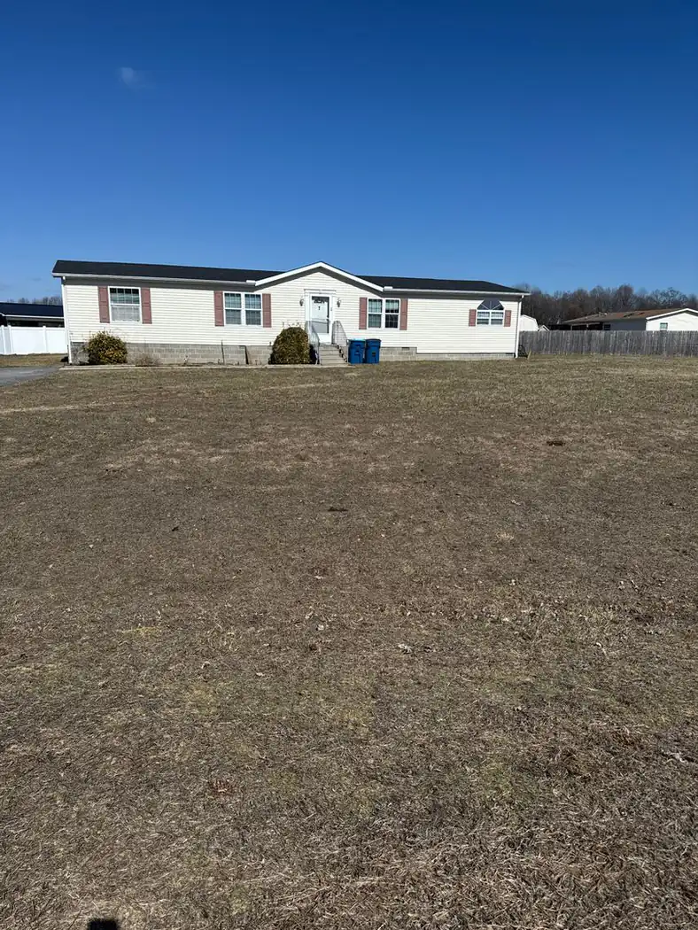 Single Family Property in Harrington, Delaware
